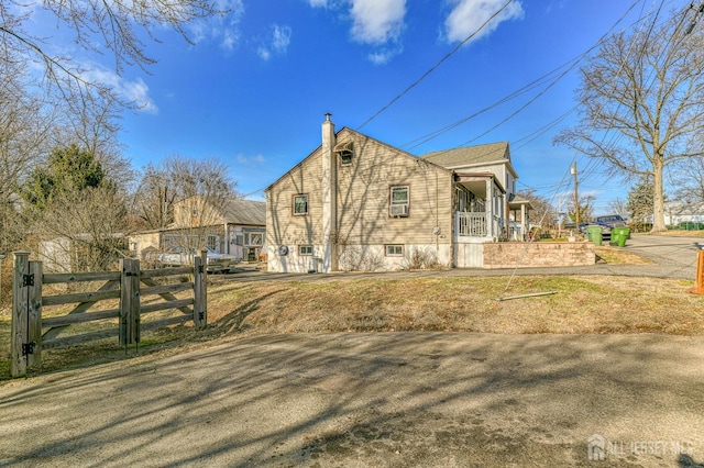 view of side of property