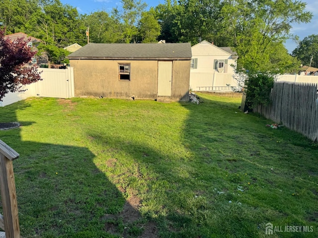 3350 E Washington Rd, Parlin, NJ 08859 - view of yard