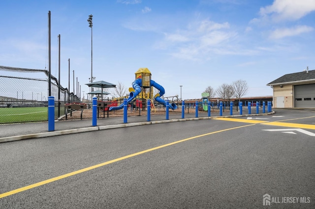 4 Arnold Dr Unit 5302, Wood-Ridge, NJ 07075 - view of community jungle gym