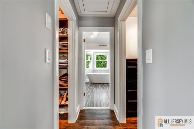 12 Wharton Ct, South Brunswick, NJ 08824 - corridor with wood finished floors and baseboards