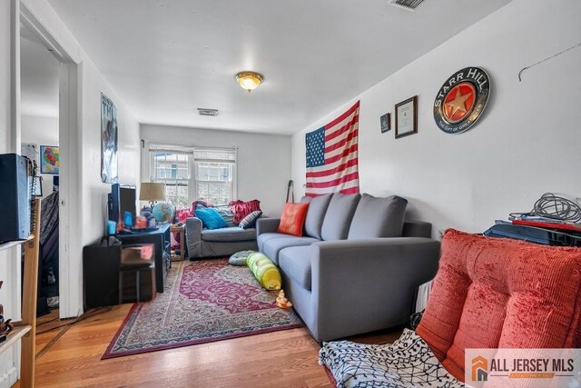 193 Delavan St, New Brunswick, NJ 08901 - photo 15