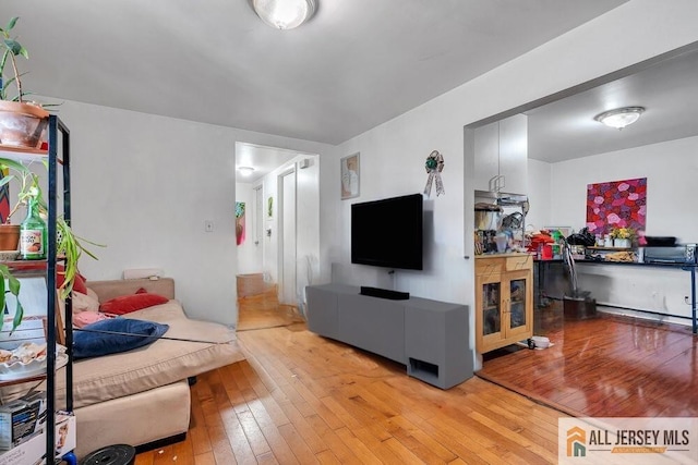 193 Delavan St, New Brunswick, NJ 08901 - photo 8