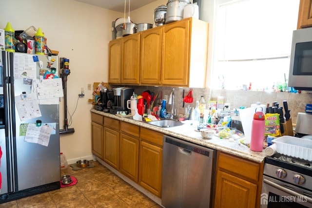 50 Heald St, Carteret, NJ 07008 - photo 16