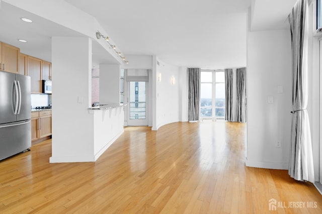 20 Livingston Ave, New Brunswick, NJ 08901 - photo 2