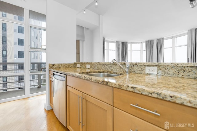 20 Livingston Ave, New Brunswick, NJ 08901 - photo 8