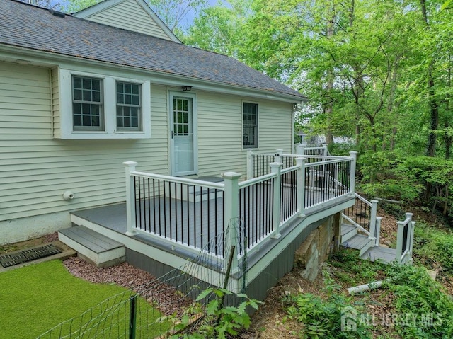 74 Ravine Dr, Matawan, NJ 07747 - view of wooden terrace