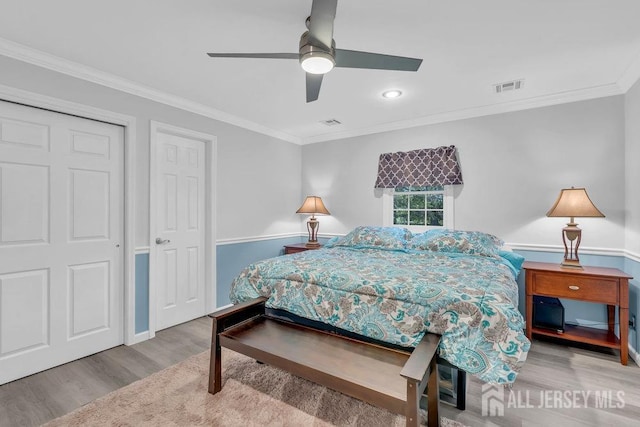 74 Ravine Dr, Matawan, NJ 07747 - bedroom featuring wood finished floors, crown molding, ceiling fan, and recessed lighting