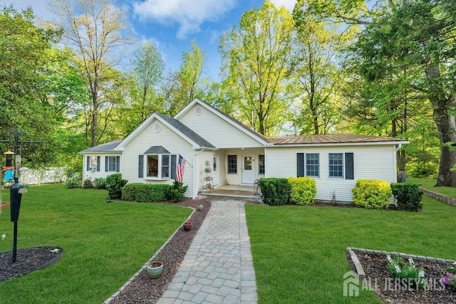 74 Ravine Dr, Matawan, NJ 07747 - ranch-style home with a front lawn and covered porch