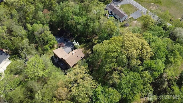 aerial view of property and surrounding area