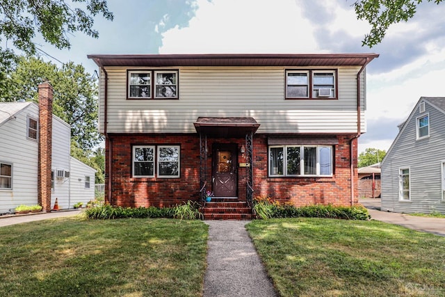 view of front of property with a front yard