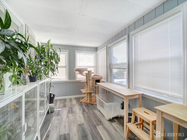 451 Burroughs Ter, Union Twp, NJ 07083 - sunroom with wood finished floors and a decorative wall
