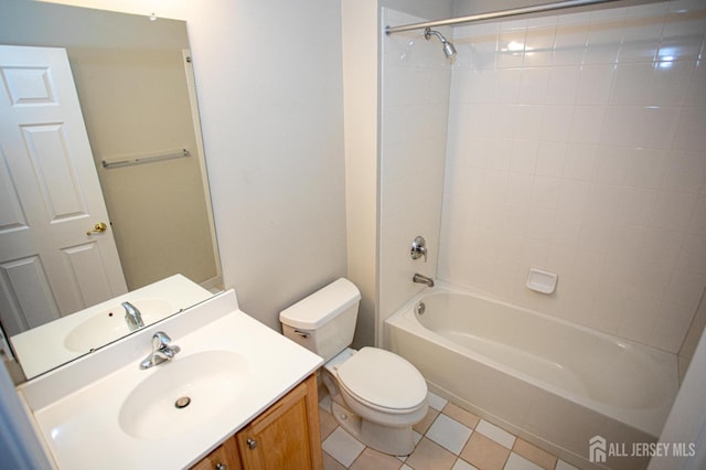 full bathroom with toilet, vanity, and shower / bathtub combination