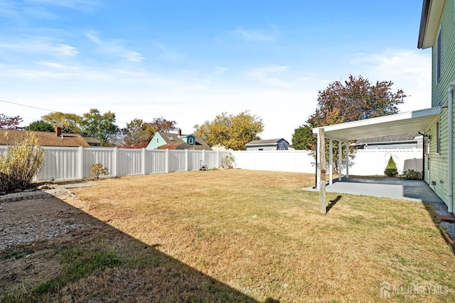 view of yard with a patio