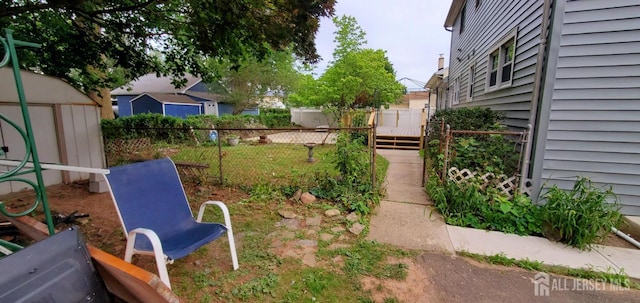 308 Codrington Pl, Bound Brook, NJ 08805 - view of yard with a shed