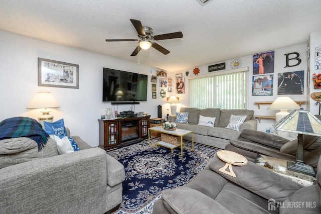 109-B Hemlock Plz, Monroe, NJ 08831 - living room with a ceiling fan and a textured ceiling