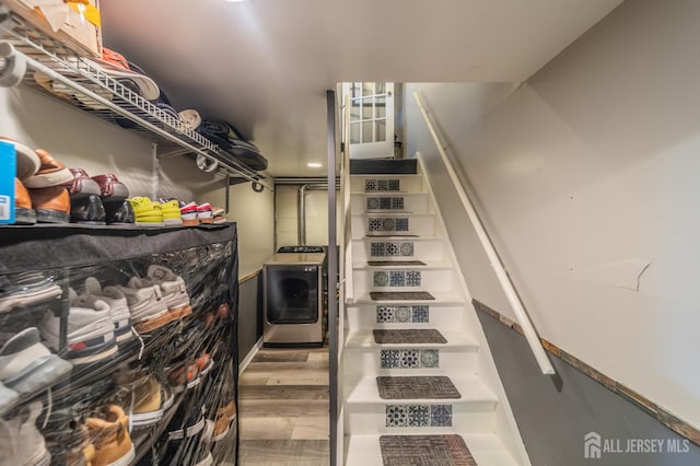 119 Carteret Ave, Carteret, NJ 07008 - stairs with washer / dryer and wood finished floors
