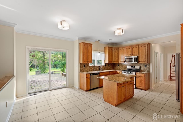 25 Orris Ave, Piscataway, NJ 08854 - photo 20
