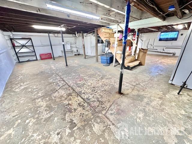 view of unfinished basement