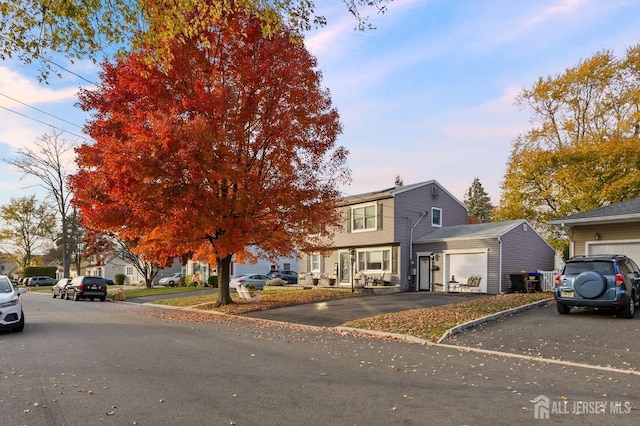 view of front of house featuring a garage