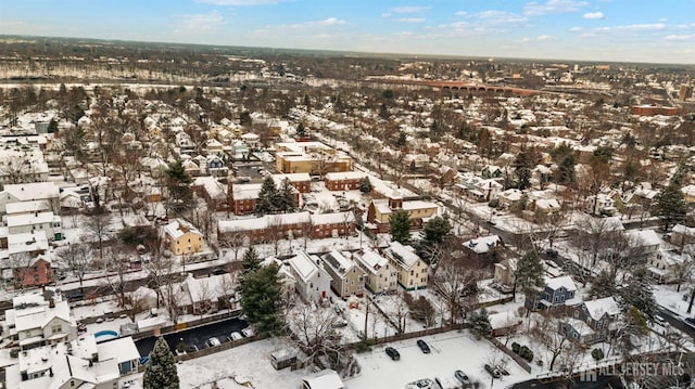 311 Magnolia St, Highland Park, NJ 08904 - snowy aerial view with a residential view