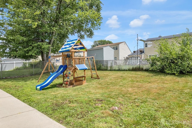 186 Tyler Ave, Iselin, NJ 08830 - view of playground featuring a fenced backyard