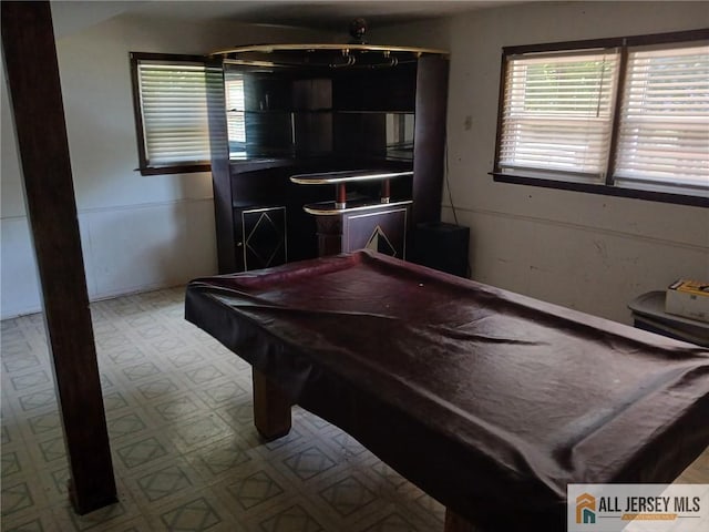 148 Dutton St, Franklin, NJ 08873 - game room featuring billiards table and tile patterned floors