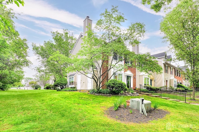 25 Sheffield Ct, North Brunswick, NJ 08902 - view of yard