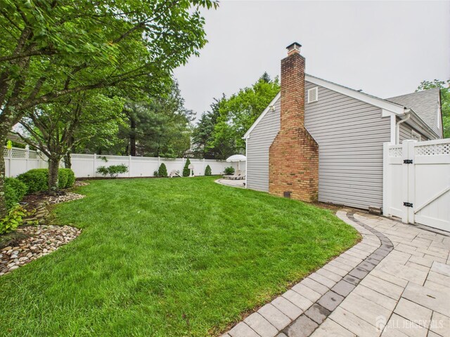 218 Washington Ave, Matawan, NJ 07747 - view of yard with a gate