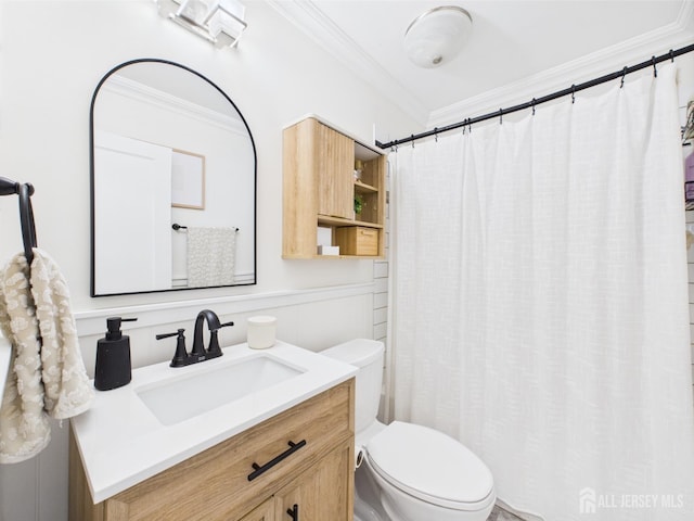 218 Washington Ave, Matawan, NJ 07747 - bathroom featuring toilet, crown molding, vanity, and curtained shower