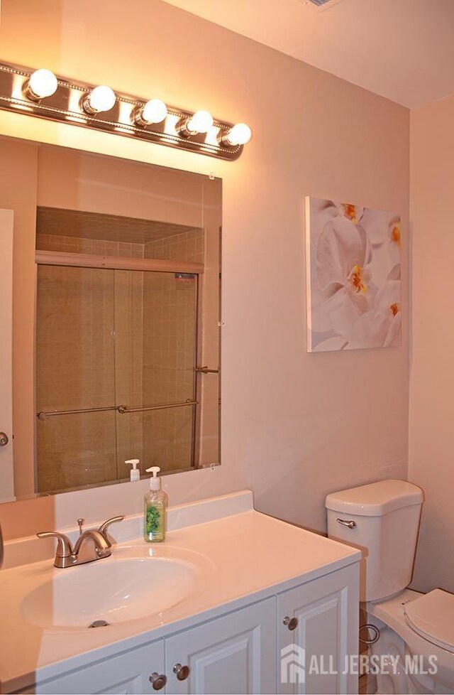 311 Green Hollow Dr, Iselin, NJ 08830 - photo 6