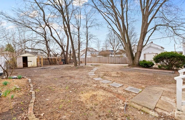 5 Warren St, Jamesburg, NJ 08831 - view of yard with a shed