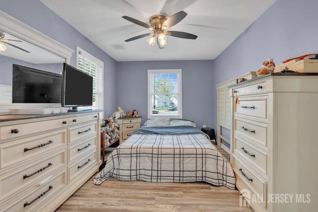33 Altamont Rd, Edison, NJ 08817 - bedroom featuring light wood-style floors and ceiling fan