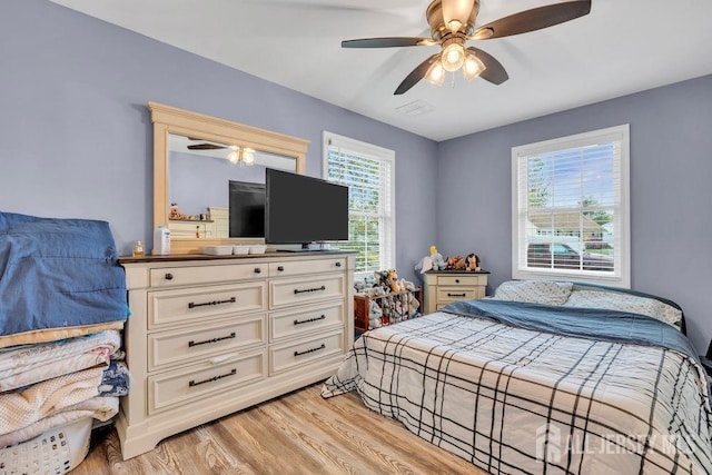 33 Altamont Rd, Edison, NJ 08817 - bedroom featuring light wood-type flooring and a ceiling fan