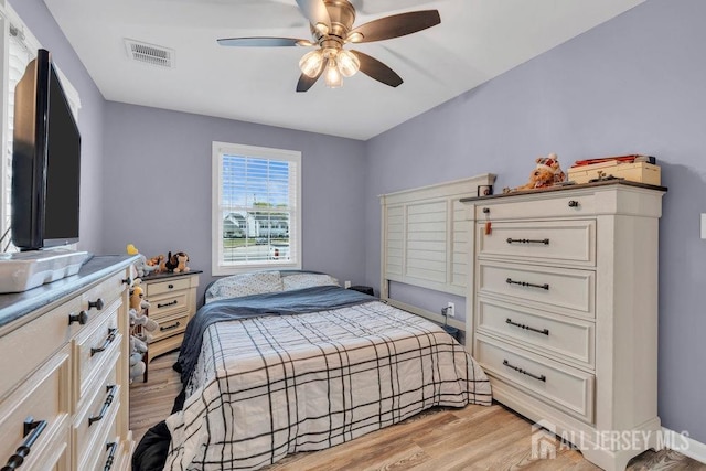 33 Altamont Rd, Edison, NJ 08817 - bedroom featuring light wood-type flooring and ceiling fan