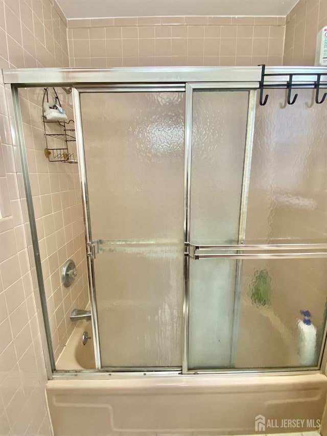 2 Jayne St, Old Bridge, NJ 08857 - bathroom featuring enclosed tub / shower combo