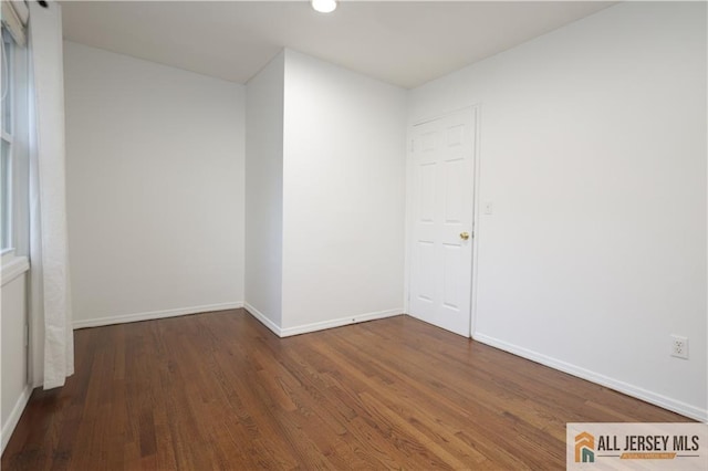 25 Tall Oaks Dr, East Brunswick, NJ 08816 - photo 16
