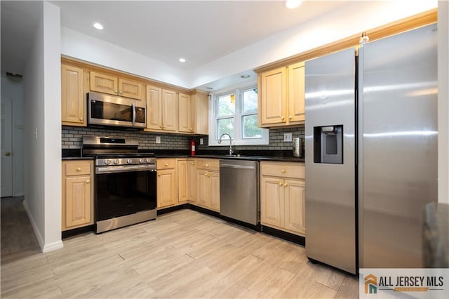 25 Tall Oaks Dr, East Brunswick, NJ 08816 - photo 7