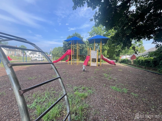 800 Charles St, South Amboy, NJ 08879 - photo 34