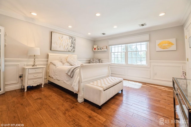 35 Winthrop Dr, Manalapan, NJ 07726 - bedroom with wainscoting, hardwood / wood-style floors, ornamental molding, and recessed lighting