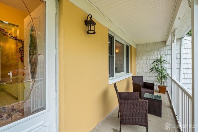 16 London Dr, East Brunswick, NJ 08816 - view of porch
