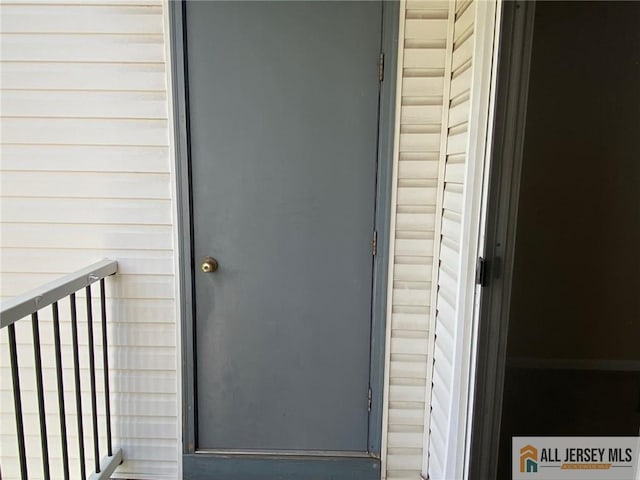 121 Waterford Dr, Edison, NJ 08817 - photo 18