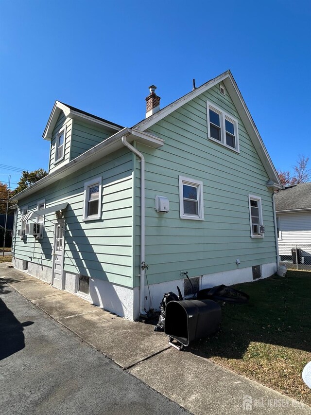 view of side of property