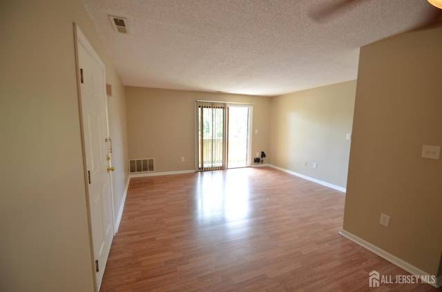 4806 Ravens Crest Dr, Plainsboro, NJ 08536 - photo 3