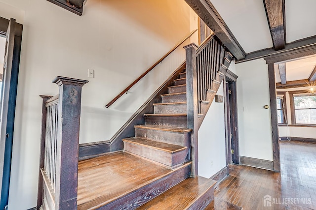404 Mountainview Ter, Dunellen, NJ 08812 - staircase featuring hardwood / wood-style flooring and baseboards