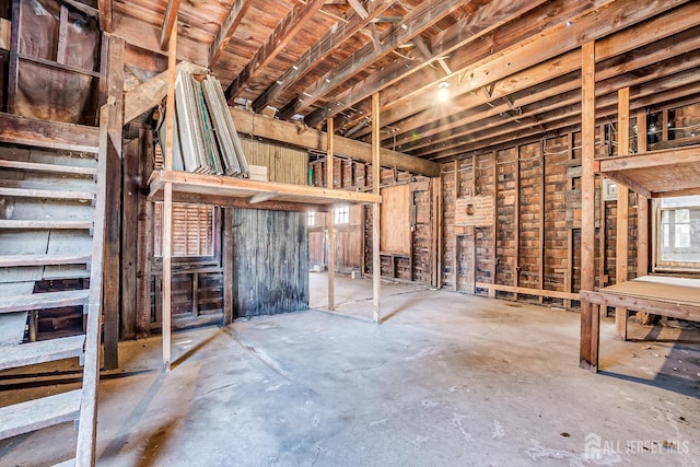 404 Mountainview Ter, Dunellen, NJ 08812 - view of below grade area