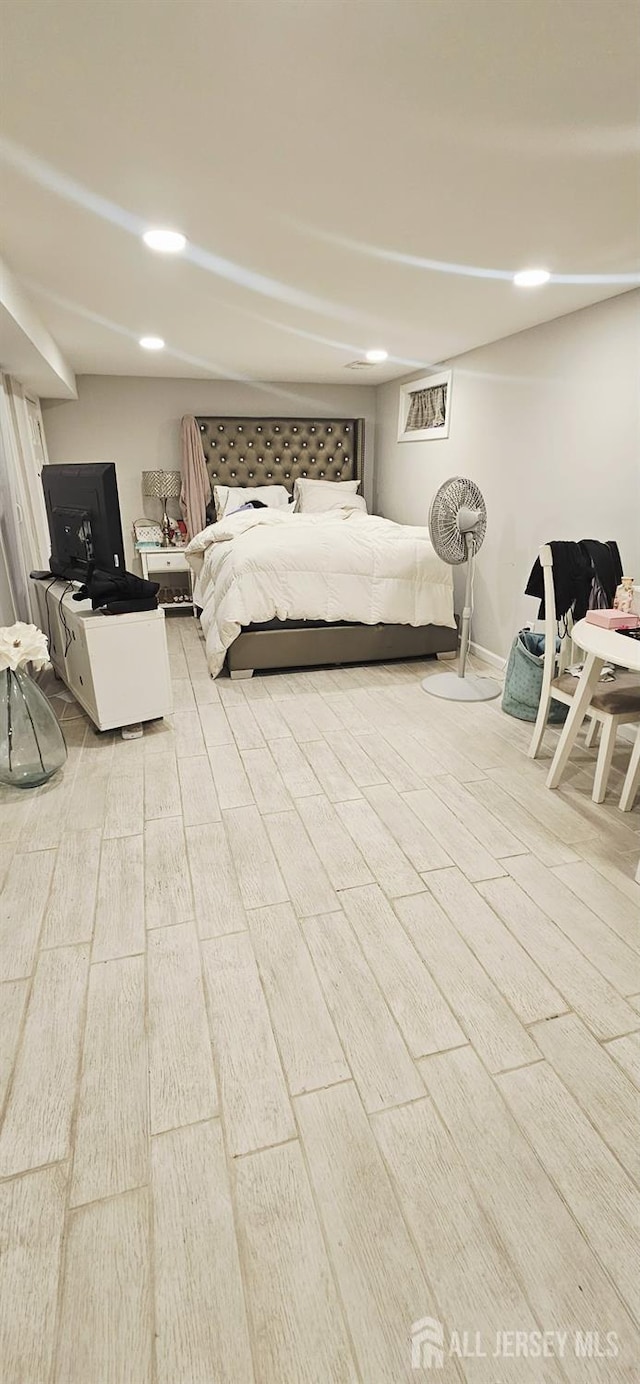 789 Barry Ave, Perth Amboy, NJ 08861 - bedroom featuring wood finished floors and recessed lighting