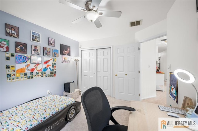 202 Canterbury Way S, Brunswick, NJ 08540 - carpeted bedroom featuring a closet, a ceiling fan, and a desk