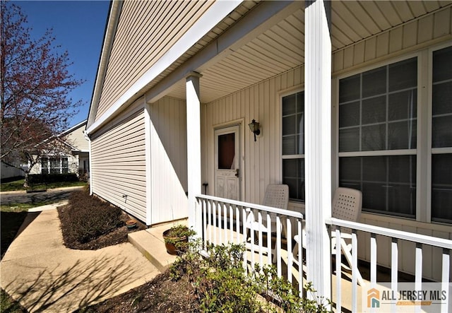 525 Harrier Dr Unit 525, Monroe, NJ 08831 - view of exterior entry with a porch