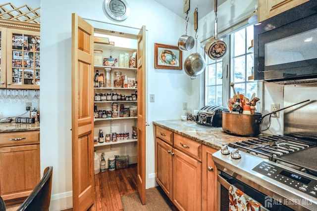 217 Midland Ave, Metuchen, NJ 08840 - view of pantry