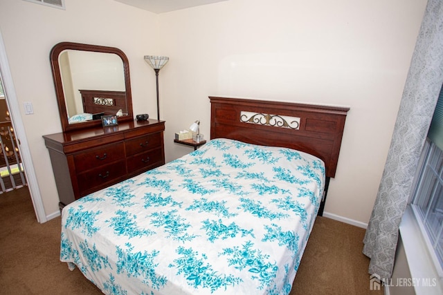 bedroom featuring carpet floors